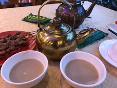 -维吾尔餐厅(宜山路店)