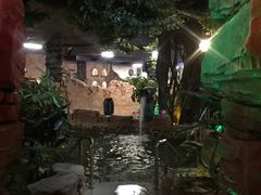 -泉城欧乐堡戏水湾艺术养生温泉