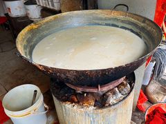-云南大锅豆浆店