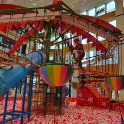 -多奇妙乐园·淘气堡·电玩·抓娃娃(海口吾悦店)