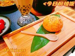 飞鱼籽墨鱼滑-湊湊火锅·茶憩(恒隆广场店)