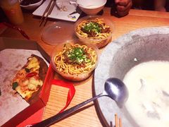 -咕嘟草帽鱼·牛奶一样的鲜鱼汤(包河万达广场创始店)