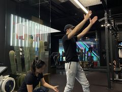 -TOP健身私教工作室(侨香店)