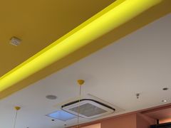 -小鱼小牛(世欧广场店)