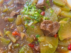 牛肉炖萝卜-鱼和肉海鲜大排档(林江名城店)