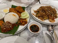 -关夫人餐厅(阳光广场店)