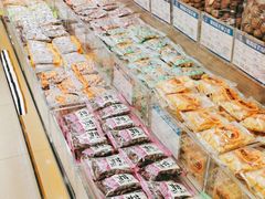 面包甜点陈列柜-真老大房(南京东路店)