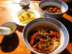 -沪西老弄堂面馆(定西路店)