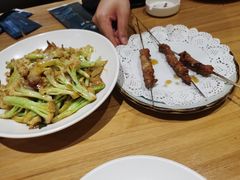 -山楂树融合菜餐厅
