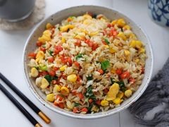 特色炒饭-临界音乐酒馆·小龙虾·江湖菜(华熙LIVE·鱼洞店)