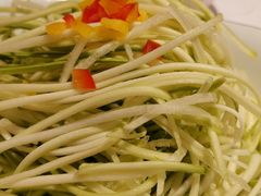 捞汁葫芦丝-峨嵋酒家(地安门店)