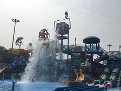 -欢乐水魔方水世界