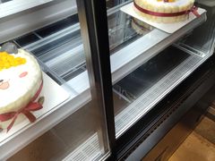 -皇冠幸福里动物奶油生日蛋糕(万达店)