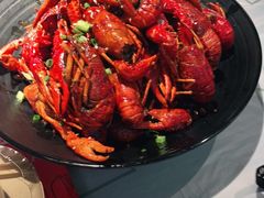 -巴厘龙虾·榜首油焖大虾(音乐学院·沿江酒馆店)