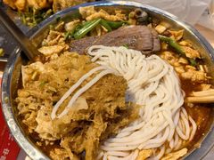 -柳州肥姨妈大骨螺蛳粉(沙河店)