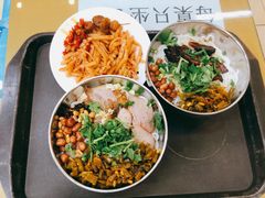卤菜粉-红鼻子桂林米粉(金唐新光界店)