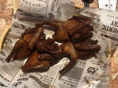 -唐宫小聚(新港中心店)