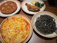 榴莲水果双拼披萨-萨莉亚意式餐厅(常州环球港店)