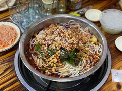-周良天山牛杂城(天山路总店)