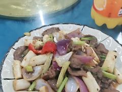 -古榕农庄·桑拿簸箕菜·招牌泥焗鸡(清远长隆店)