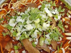 -薛记襄阳香辣牛肉面(平安路店)