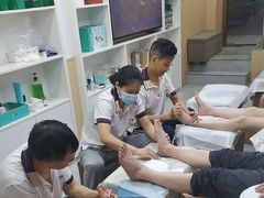 -郑远元专业修脚房(番禺路店)