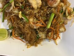 -两兄弟Song Pee Nong(2号店)