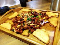 东镇烤三味-老东镇啤酒屋海鲜加工·蒸汽海鲜·海鲜烧烤(台东店)