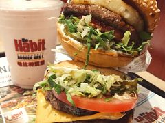 -The Habit Burger Grill 哈比特汉堡(爱琴海店)