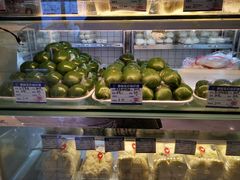-白玉兰食品甜凤店(合生汇店)