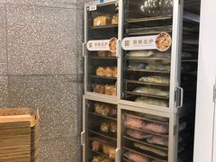 面包甜点陈列柜-奈雪的茶(石厦时代广场店)