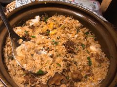 窝蛋牛肉煲仔饭-润泽园椰子鸡(汇一城店)