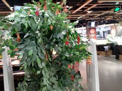 -中百仓储超市有限公司(越秀星汇维港店)