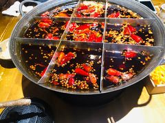 -白乐天毛肚火锅馆(解放碑店)