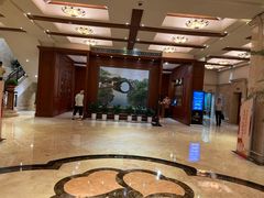 -山明水秀大饭店