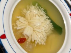 -肆月河豚·新淮扬菜·烤鸭(中关村店)