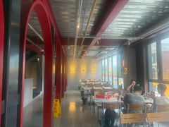 -肥肥虾庄·金牌油焖大虾(杨园滨江时代walk店)