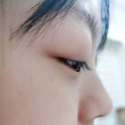 -瞬滢日式美甲舍