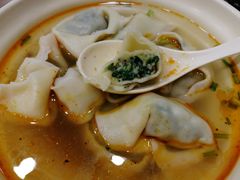 菜肉大馄饨-小梅园饭堂(东方路店)