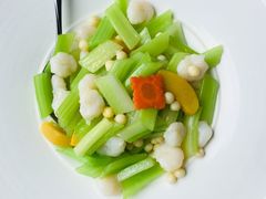 -荷风细雨·中国茶宴(碧云店)