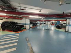 -理想汽车(世纪汇店)