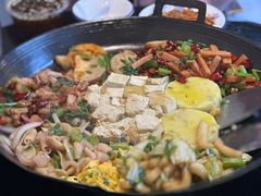 -丁姨妈贵州臭豆腐烙锅(甲秀楼店)