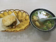 -老北京烧饼夹肉(北洼路店)
