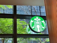 -星巴克(上海虹桥新天地二店)