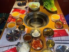 -老炉家木炭烤肉(长江国际店)