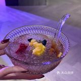 哇哦我竟然在一家饭馆里近距离看了一场川剧变脸....