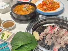 -韩香福烤肉庄园(华夏路店)