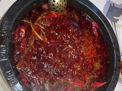 -卤校长老火锅(杨家坪直营店)
