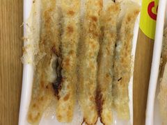 -八百里牛肉汤(盖饭·锅贴·万象城店)