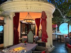 -弦月窗LUNETTE BY AMANDA(复兴路店)